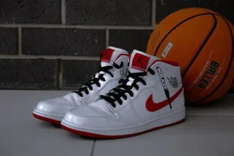 Nike Tech