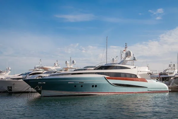 make1m.com luxury yachts